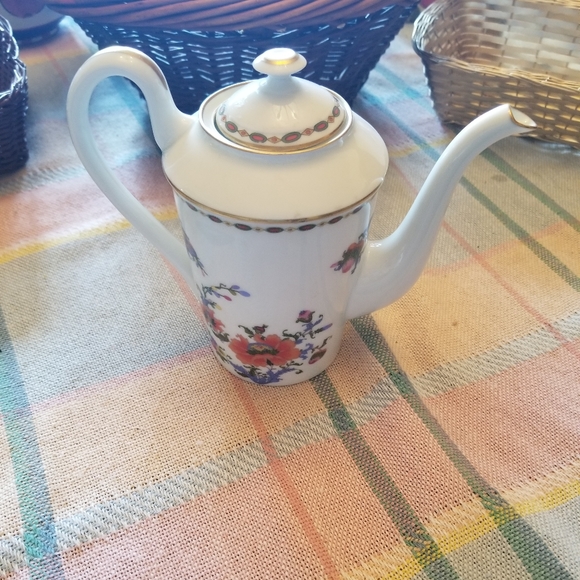 Limoges Other - Limoges ceralene tea pot
